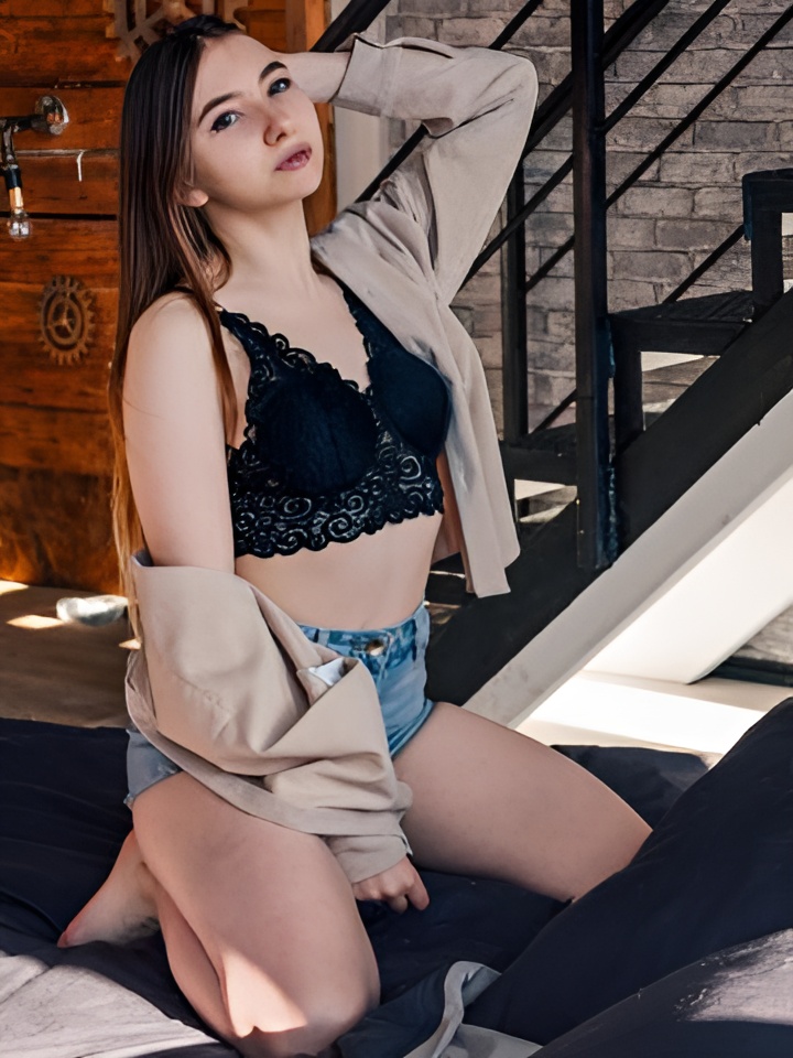 Индивидуалка Агата, доступна для личного знакомства от 10000 руб