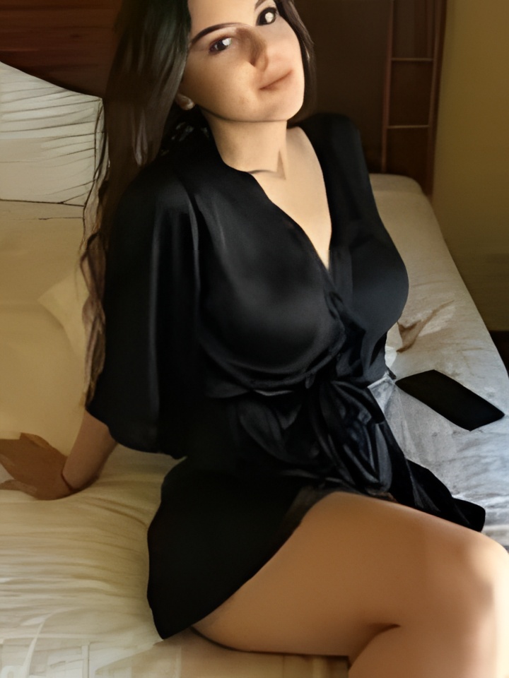 Надя привлекальеная девушка из Железнодорожного цена от 10000 руб