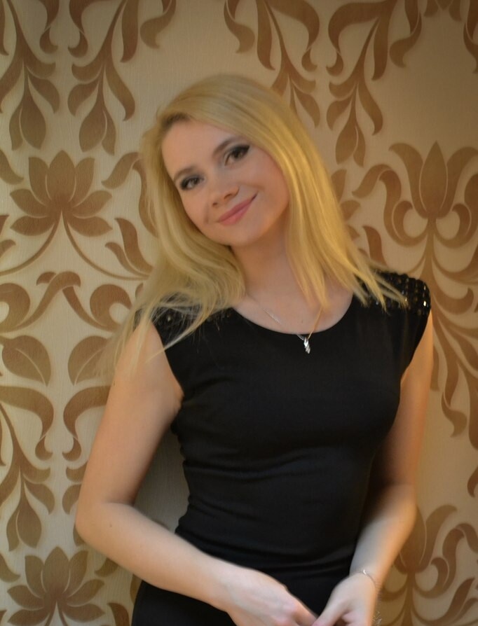 Карина привлекальеная девушка из Железнодорожного цена от 3000 руб