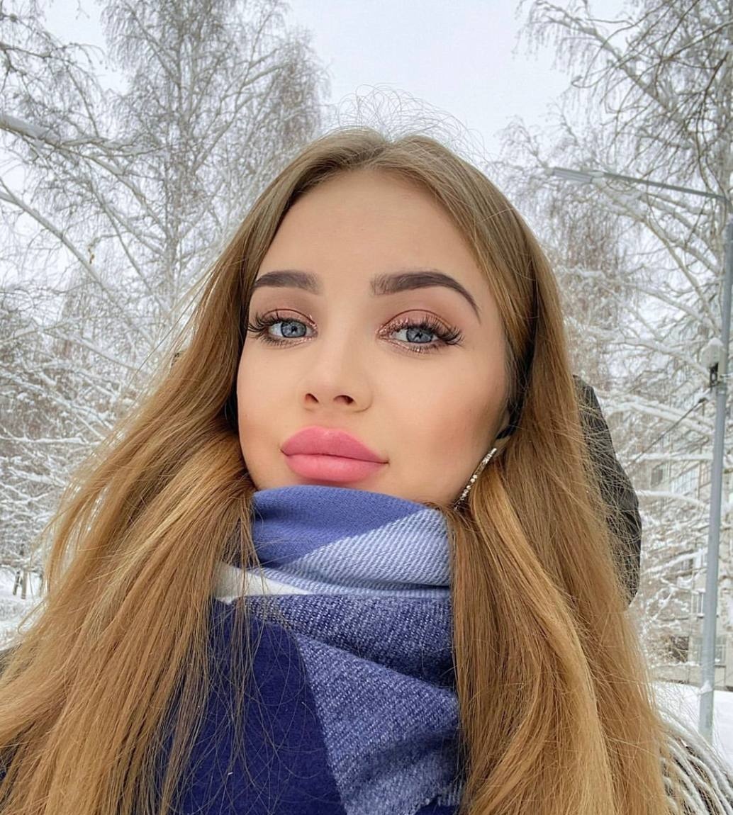 Ева привлекальеная девушка из Железнодорожного цена от 8000 руб