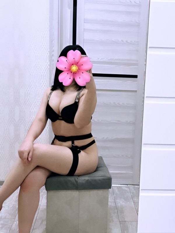 Дина привлекательная девушка из Железнодорожного цена от 3000 руб