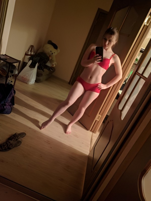 Медея привлекательная девушка из Железнодорожного цена от 2500 руб