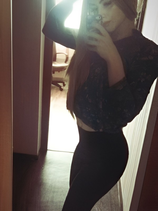 Роксана привлекательная девушка из Железнодорожного цена от 1500 руб