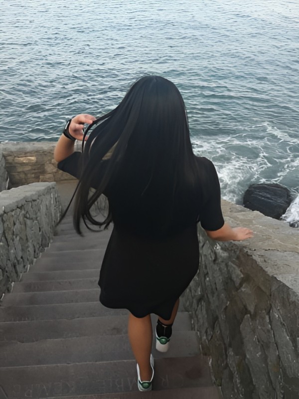 Юстина привлекательная девушка из Железнодорожного цена от 2500 руб