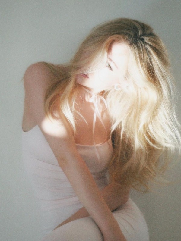 Влада привлекательная девушка из Железнодорожного цена от 7000 руб