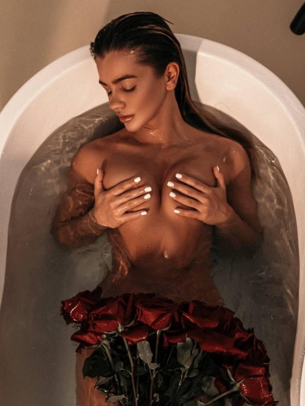 Марина привлекательная девушка из Железнодорожного цена от 4000 руб